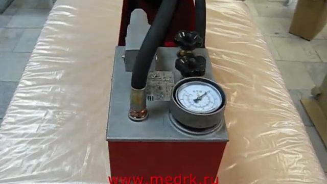 Опрессовщик ручной Gerat ТР-60 (насос для опрессовки) смотреть онлайн