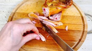 Всего 4 ингредиента в составе Салата .Ну очень вкусный салат за 10 минут!