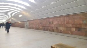 Станция Сходненская поезда метро 81-765 "Москва" и Еж3