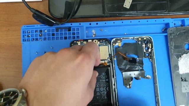 Разбор_и_Замена_Дисплея_Huawei_Honor_9a смотреть онлайн