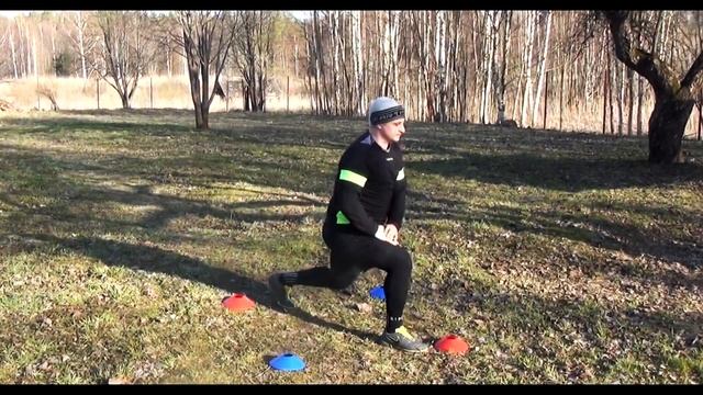 РАЗМИНКА ДЛЯ ВСЕХ в ограниченном пространстве 1м х 1м. ПОЛЕЗНАЯ САМОИЗОЛЯЦИЯ.  УПРАЖНЕНИЯ С МЯЧОМ.