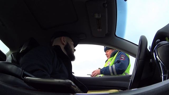 ДПС - ГАИ. Разводит меня на деньги. Случайное разоблачение сотрудника ГАИ. смотреть онлайн