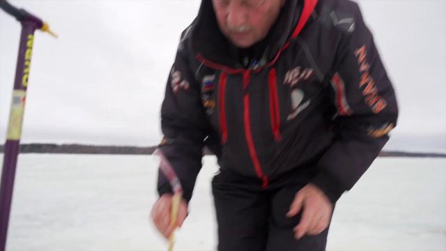 ПОГОДА ПРОТИВ НАС. Ловля леща на мормышку и поплавок смотреть онлайн