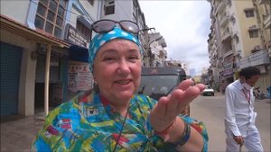 32. В день рождения Кришны. Небольшой шопинг с мужем. Путтапарти. Индия.