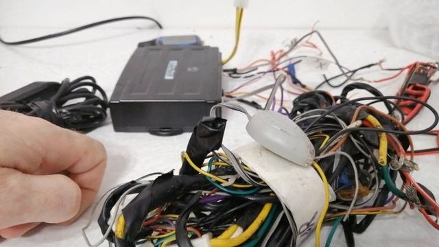Замена аккумулятора и Scher-Khan Logicar