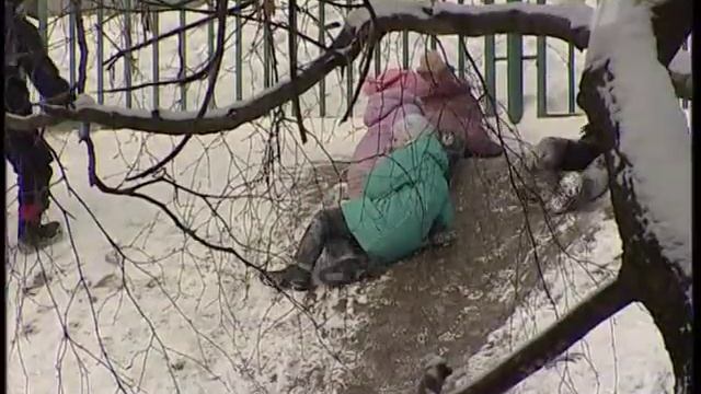 Репортаж канала ОРТ о ТСЖ Генерала Тюленева 31. смотреть онлайн