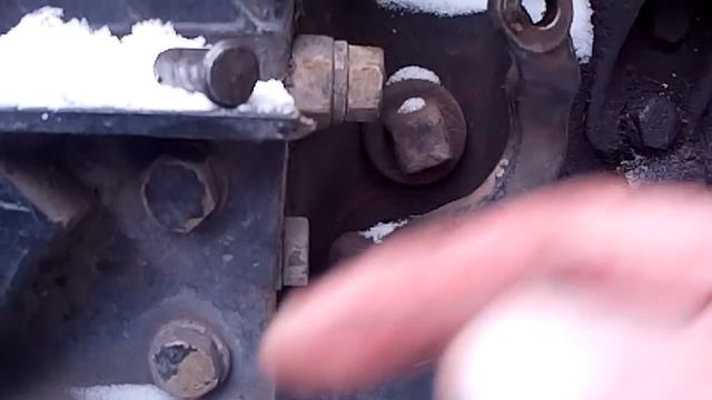 Сцепление мтз,туго и не возвращается педаль смотреть онлайн