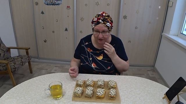 Кормлю своего диабетика 2 типа. Пироженки "Язык проглотишь". СахарА в норме, у диабетика восторг. смотреть онлайн