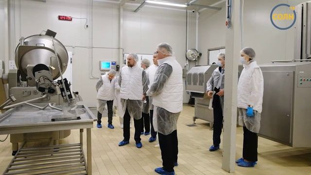 Виктор Родионов, Сергей Колунов и Сергей Сретинский посетили завод «Солерамичи»