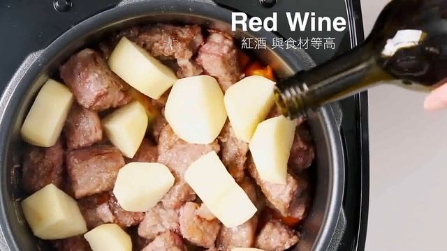 【飛利浦智慧萬用鍋】令人無法抵擋的好滋味「紅酒燉牛肉」！在家也能輕鬆完成經典法式名菜 Philips All-in-One cooker HD2151 Beef Bourguignon смотреть онлайн