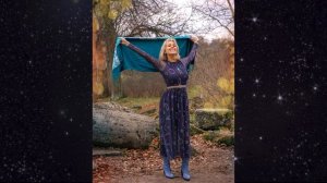 Осенняя фотосессия для прекрасной Виктории в Павловском парке. 4.11.2022 года. Фотограф СПб.