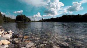 Расслабляющий шум реки. Звуки текущей воды. Звуки природы.