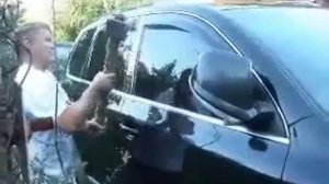 проблема разбить стекло Туарегу