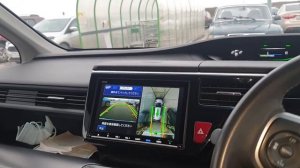 Honda Stepwgn gibrid автоматическая парковка