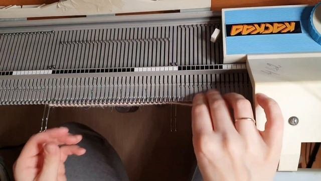 как связать носки на вязальной машине