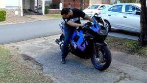 Suzuki GSX 600F Sound