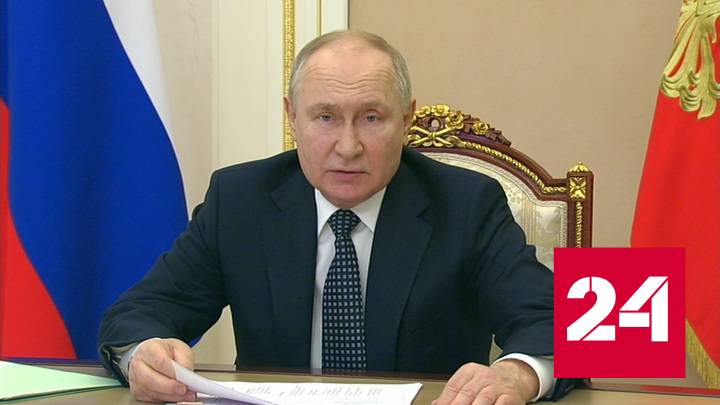 Путин поздно вечером в Кремле обсудил с Мишустиным ситуацию в экономике - Россия 24