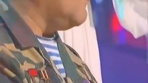 Лучше всех! Голубые береты дочка с папой говорит