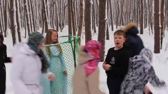 Следы на снегу (2017) смотреть онлайн