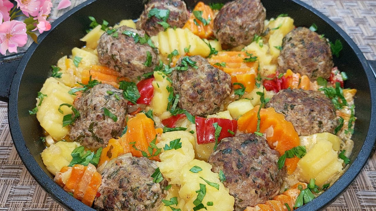 Часто готовлю на ужин это Блюдо из Простых продуктов в одной посуде. Просто, Сытно и Вкусно смотреть онлайн