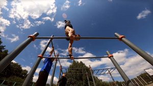 СТОЙКА НА РУКАХ! Выход на Брусьях. БАЗА Гимнастов. Воркаут ТРЕНИРОВКА!