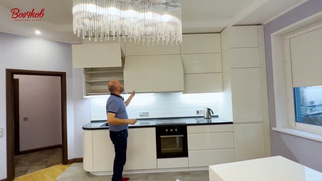 Кухни на заказ. Белая глянцевая кухня на заказ. Шеф Ивлев. Модный дизайн