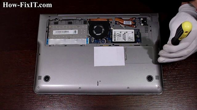 Reset BIOS settings Samsung NP530U laptop | CMOS battery replacement смотреть онлайн