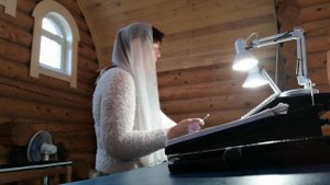 Одна на клиросе. Милость мира Ковальджи 7,"Достойно есть" глас 6 подобен "Волною морскою"