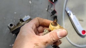 Ваз 2115 замена датчика топлива памперса и клеммы бензонасоса