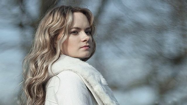 Елена Ваенга - Песня о далёкой Родине