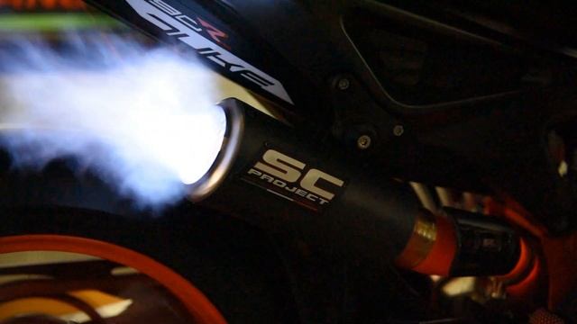 SC-Project CR-T M2 muffler KTM 890 Duke R смотреть онлайн