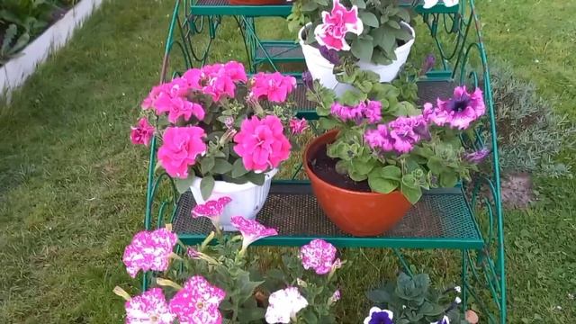 Подставка под цветы для дачи. смотреть онлайн