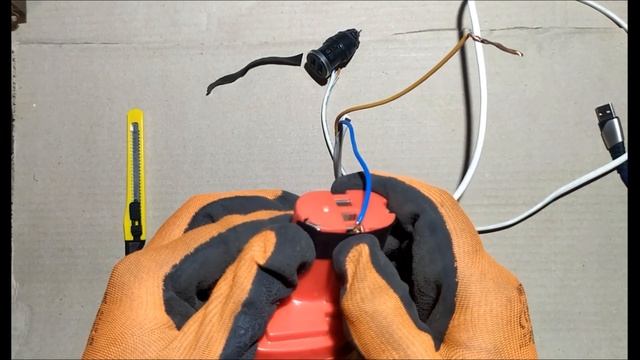 Зарядка телефона від  аккумулятора 12V (шуруповерта та іншого електроінструмента)