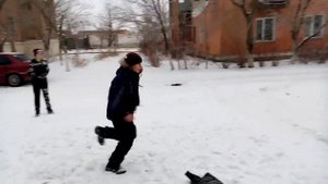 ?Жесть?Пацан попробовал сальто и сломал ногу!!! ?