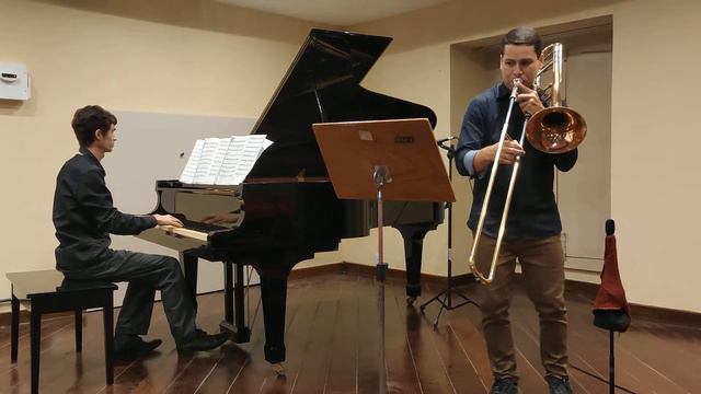 Fantasia para Trombone e Piano - Abdon Lyra смотреть онлайн