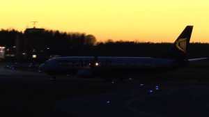 Panasonic HC-X900 VERY low light test.