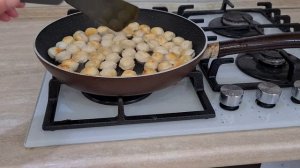 Выяснила, как вкуснее жарить пельмени. Теперь вам будет вкусно всегда!!!
