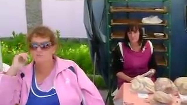 Карачев, интервью у местного рынка смотреть онлайн