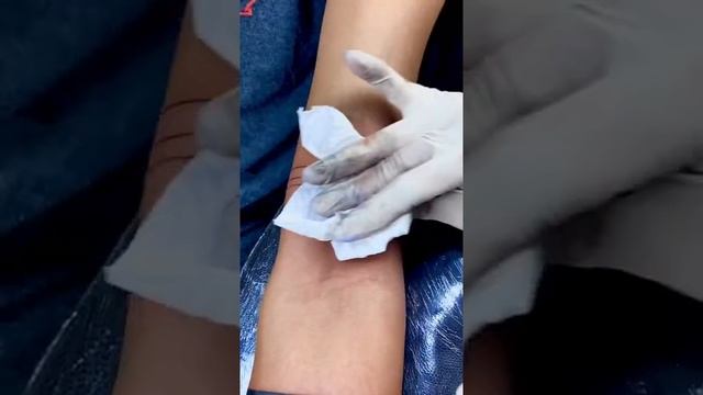 Stylish Armband Tattoos For Men | Black Band Tattoo Design Ideas On Arm For Men смотреть онлайн