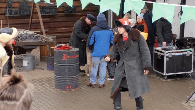 Видеообзор праздника Что ни двор то праздник Масленица в ремесленном дворе Добродей