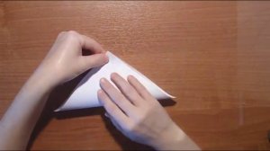 Как вырезать фигурную снежинку из бумаги