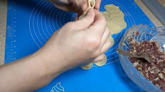 Суп доступный каждому! ВКУСНЫЙ СЫТНЫЙ ПРОСТОЙ!  Домашние Пельмени! смотреть онлайн