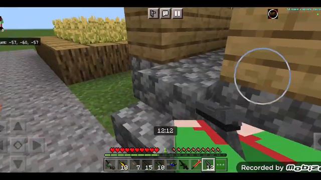 Зачем жители разделили нашу деревню в майнкрафт/в Minecraft