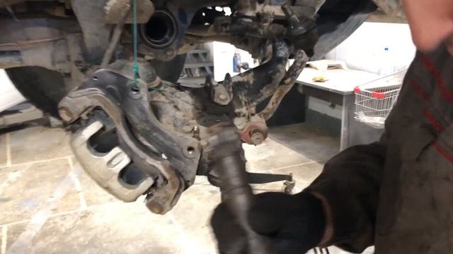 Замена подпшипника чулка переднего редуктора pajero sport смотреть онлайн