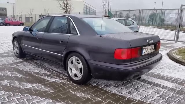 Audi A8 D2 4.2 V8 best sound compilation (Exhaust, Acceleration, Revs)