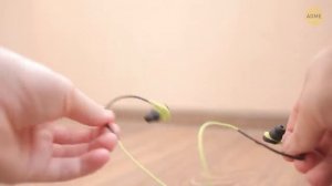 Вот почему нельза класть телефон под подушку