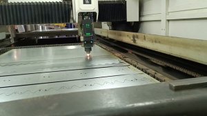 Лазерная резка металлических бортов