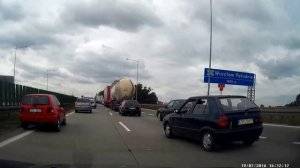 Скорая помощь в пробке в Европе