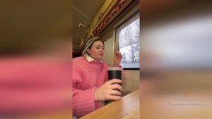 Елена Сажина показывает как сыграть пьяного человека