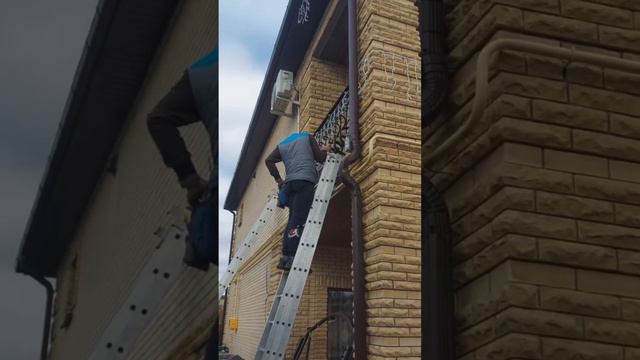 Совсем скоро наша команда профессионалов начнет создавать для вас волшебное настроение! 🎉